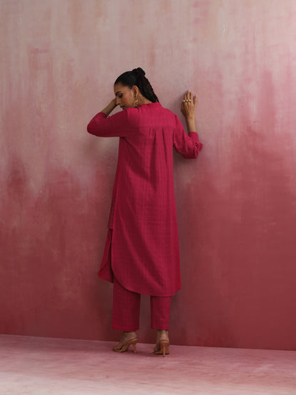 trueBrowns Magenta Cotton Dobby Kurta Set