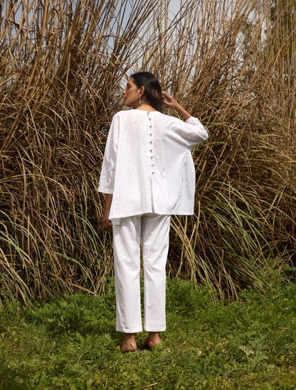 trueBrowns White Cotton Embroidered Relaxed Co-ord Set