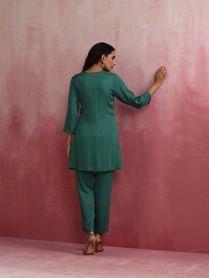 trueBrowns Green Straight Kurta Co-ord Set