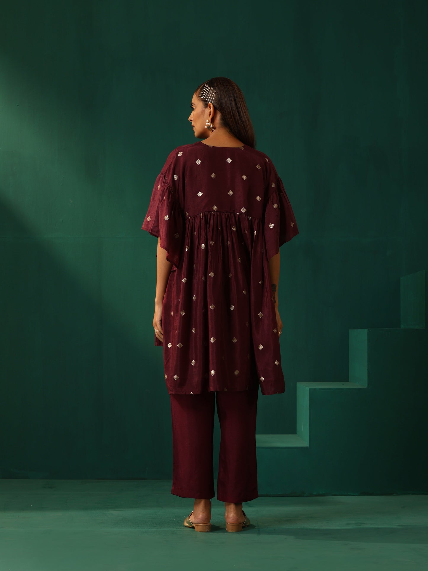 trueBrowns Wine Diamond Viscose Silk Waist Sleeve Gathered Co-ord Set