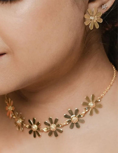 Gold sunflower Necklace With Earrings
