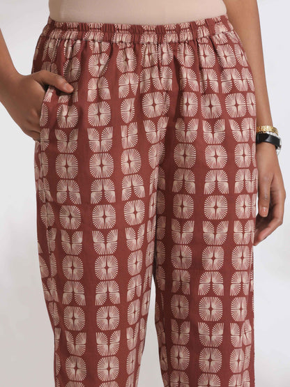 trueBrowns Green Cotton Print HighSlit Kurta Set