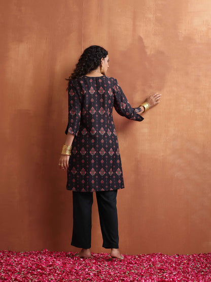 trueBrowns Black Print Kurta Co-ord Set