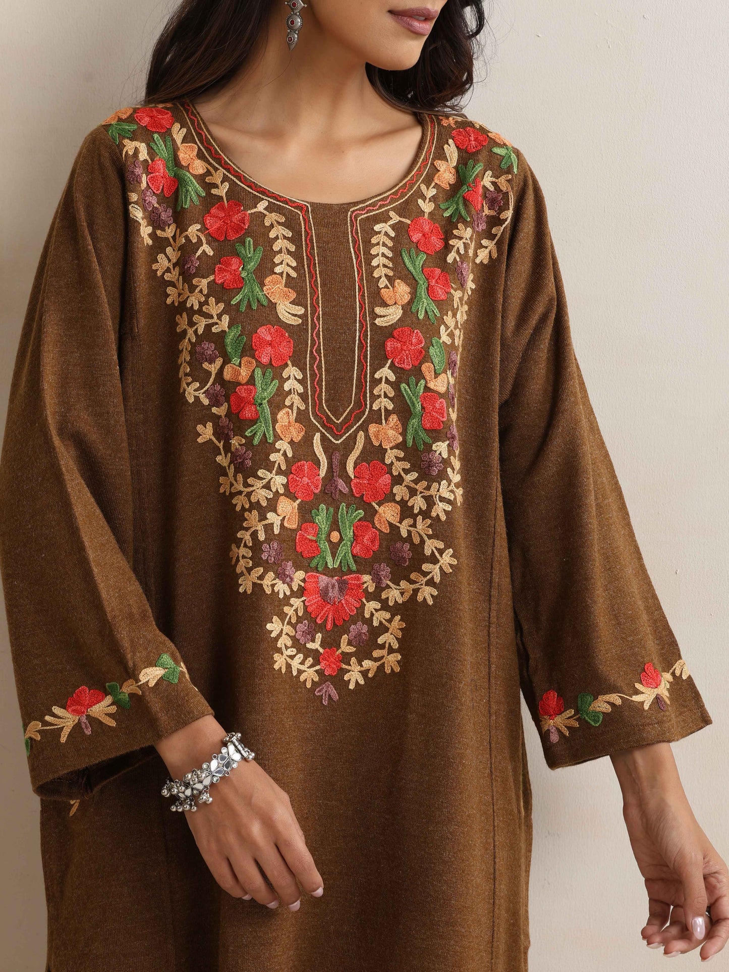 trueBrowns Brown Kashmiri Embroidered Woollen Phiran Kurta