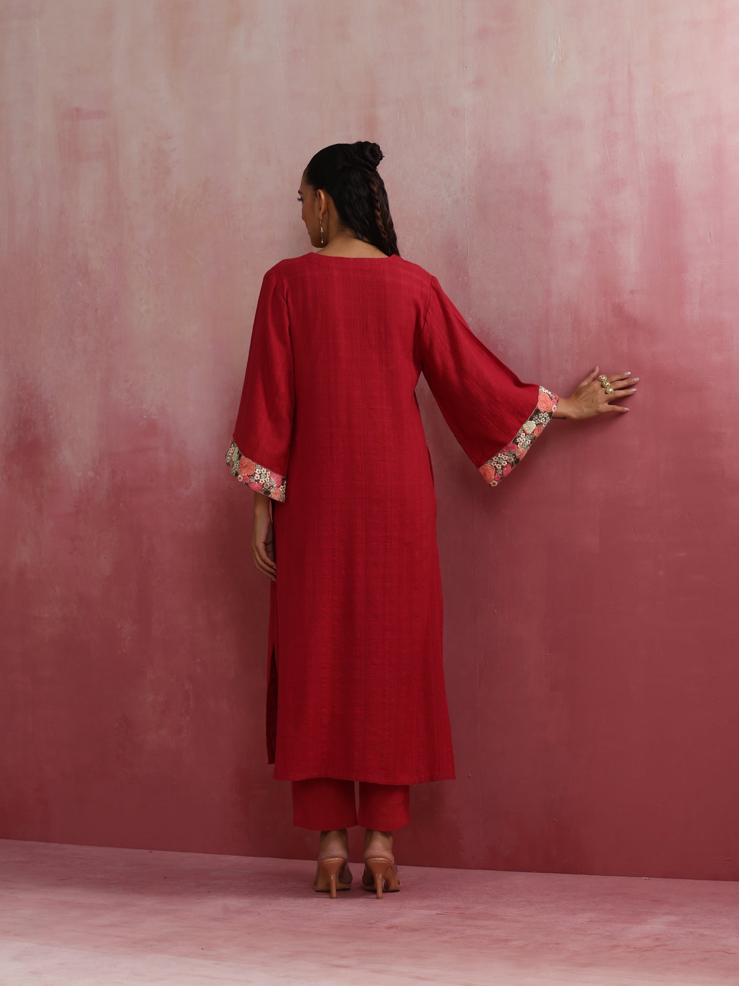 trueBrowns Red Straight Cotton Dobby Kurta Set