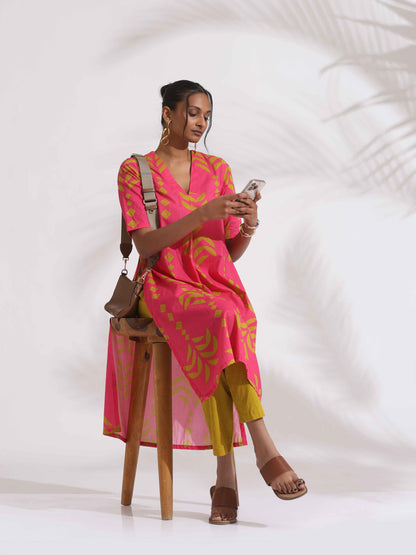 trueBrowns Pink Cotton Print A-line Kurta Set