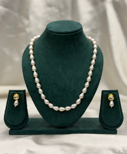 Elegant Ivory Drop Set