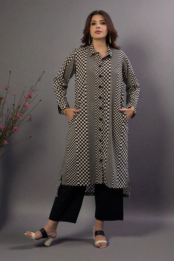 Black and white checker board printed long hi low hemline shirt dress