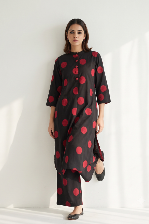 Black Red Bubble Polka Stand Collar Kurta with Round Hemline Mc