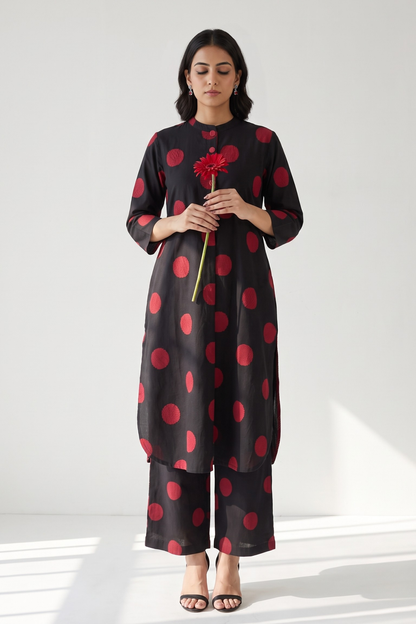 Black Red Bubble Polka Stand Collar Kurta with Round Hemline Mc