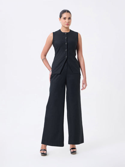 Women Classic Black Sleeveless Co-ords