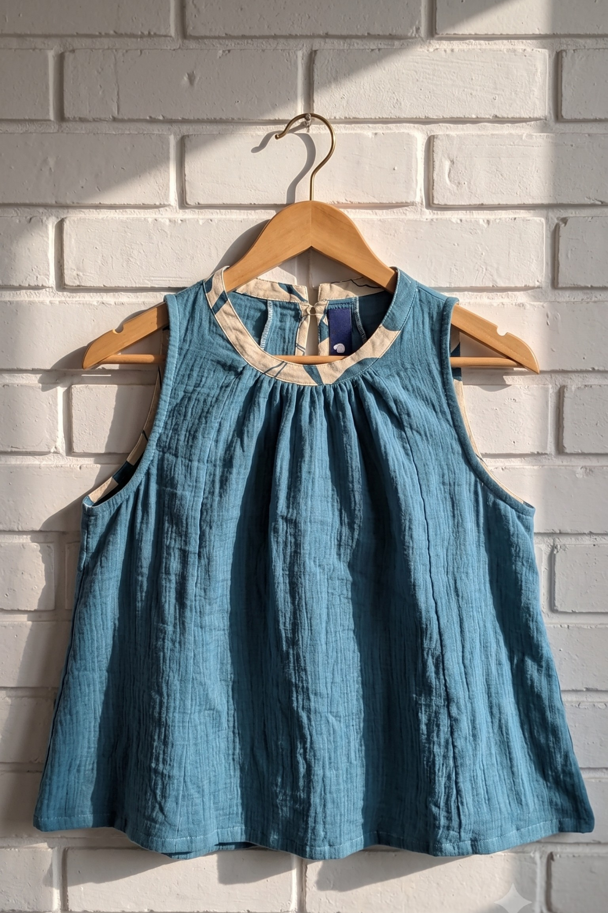 Crew Neck Short Sleeveless  Top - Crinkled Teal Cotton ( only Top) Mc