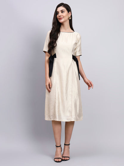 Powersutra Women Ivory Midi Dress With Contrast Black Side Bow