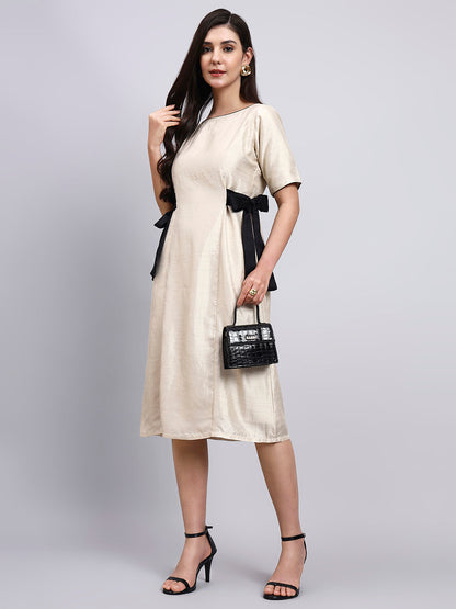Powersutra Women Ivory Midi Dress With Contrast Black Side Bow