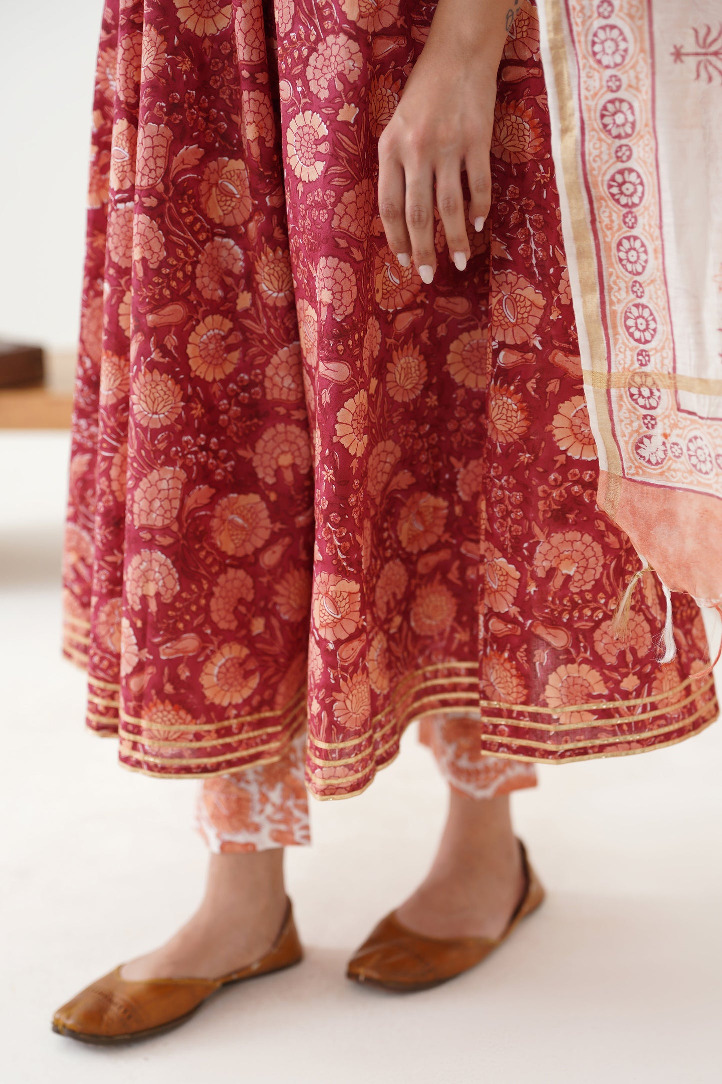 Murraya Red Valentina Mirrorwork Anarkali Set of 3