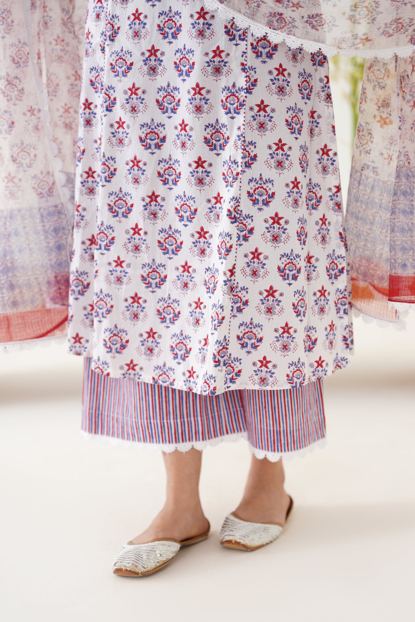 Murraya White Maisie Kurta Set of 3