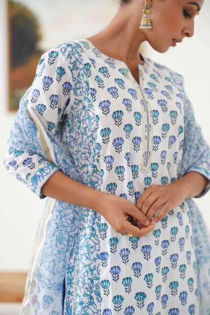 Murraya Blue Azalea Floral Kurta Set of 3