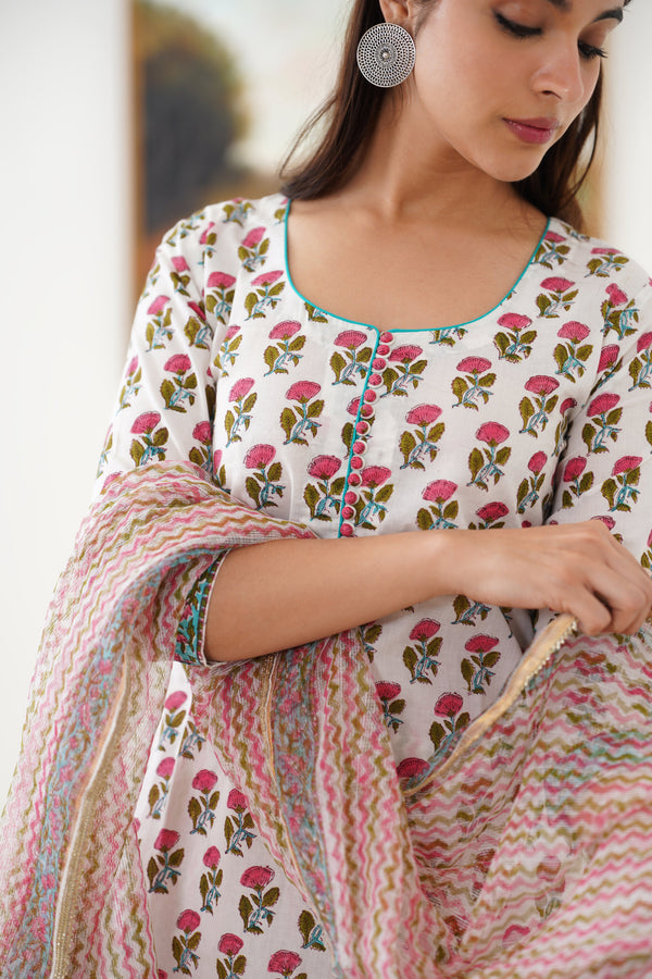 Murraya Pink Rosalyn Kurta Set of 3