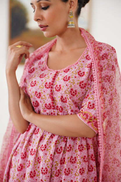 Murraya Pink Daisy Gathered Kurta Set of 3