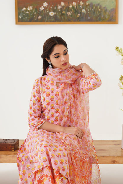 Murraya Pink Sia Kurta Set of 3