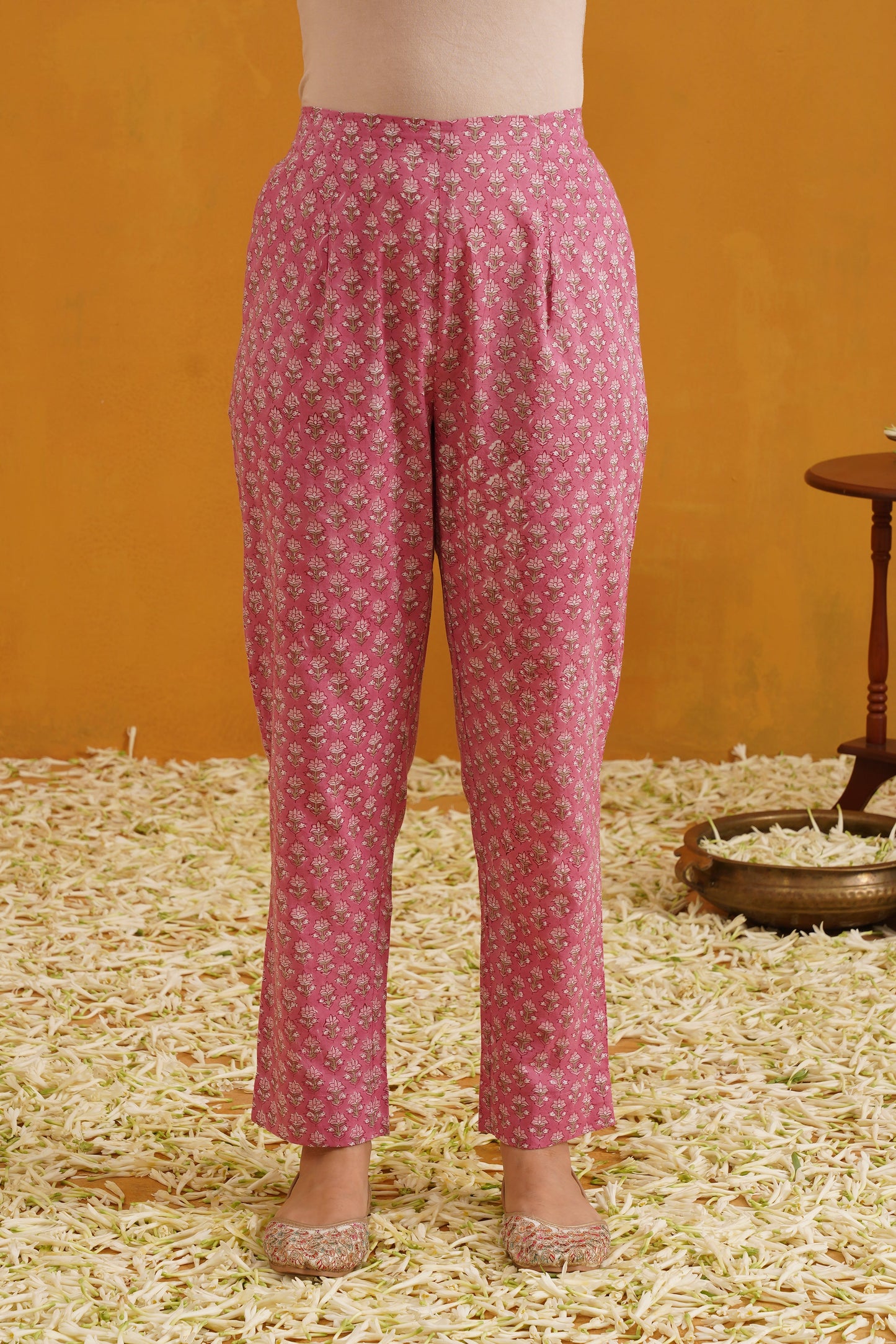 Murraya Pink Paloma Embroidered Chanderi Kurta Set of 3