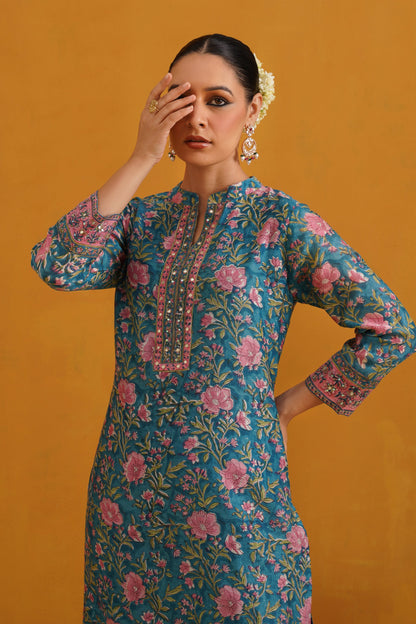 Murraya Turquoise Thea Embroidered Chanderi Kurta Set of 3