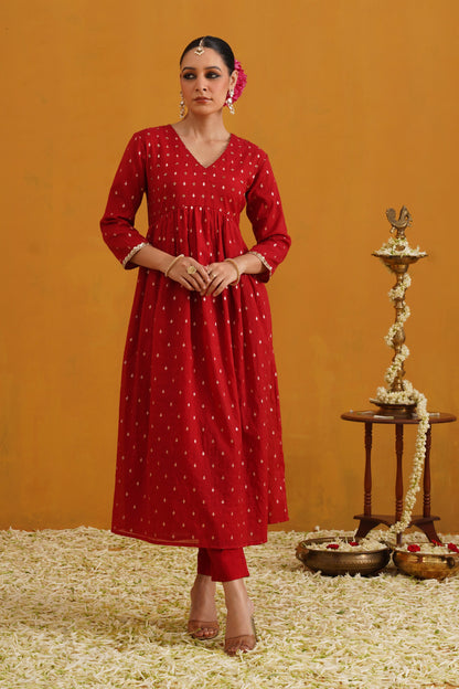 Murraya Red Vermilion Embroidered Banarasi Kurta Set of 3