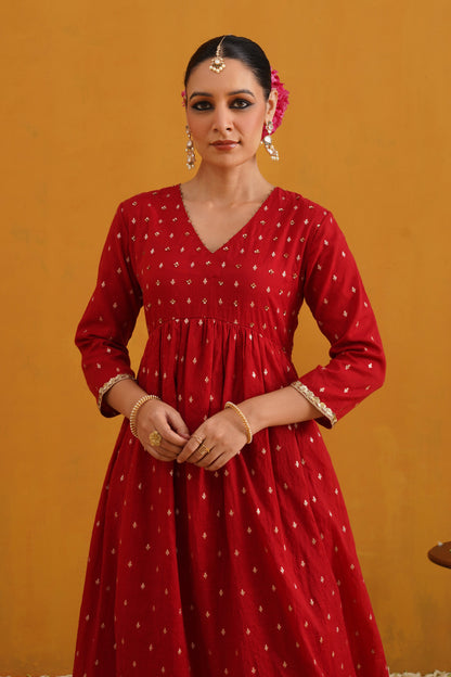 Murraya Red Vermilion Embroidered Banarasi Kurta Set of 3