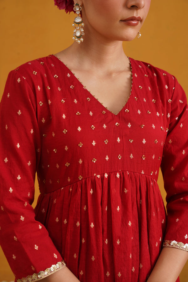 Murraya Red Vermilion Embroidered Banarasi Kurta Set of 3