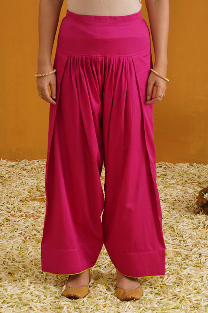 Murraya Pink Lotus Banarasi Kurta Set of 3 with Farsi pants