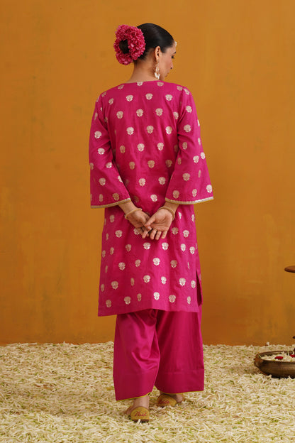 Murraya Pink Lotus Banarasi Kurta Set of 3 with Farsi pants