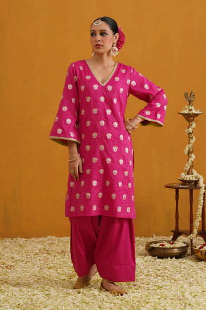 Murraya Pink Lotus Banarasi Kurta Set of 3 with Farsi pants
