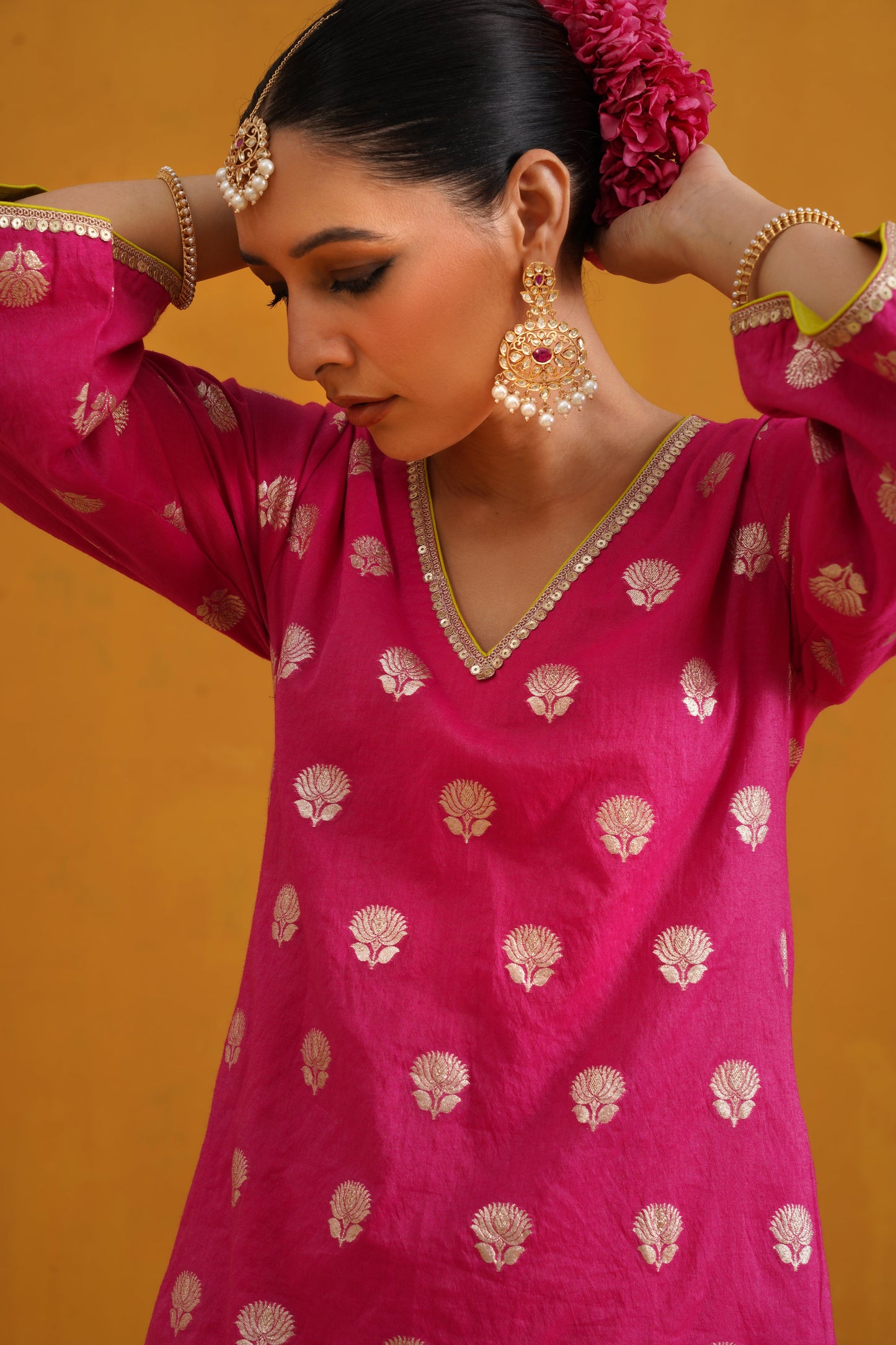 Murraya Pink Lotus Banarasi Kurta Set of 3 with Farsi pants
