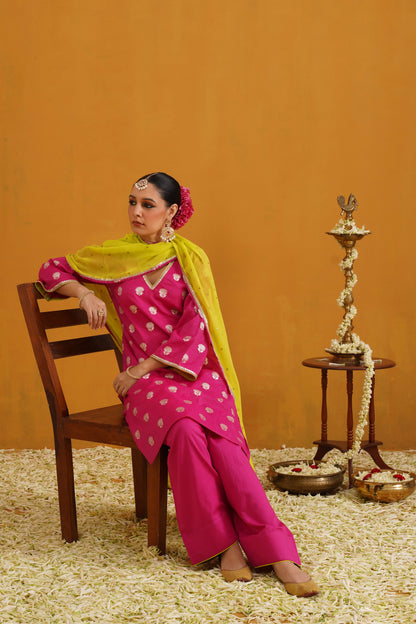 Murraya Pink Lotus Banarasi Kurta Set of 3 with Farsi pants