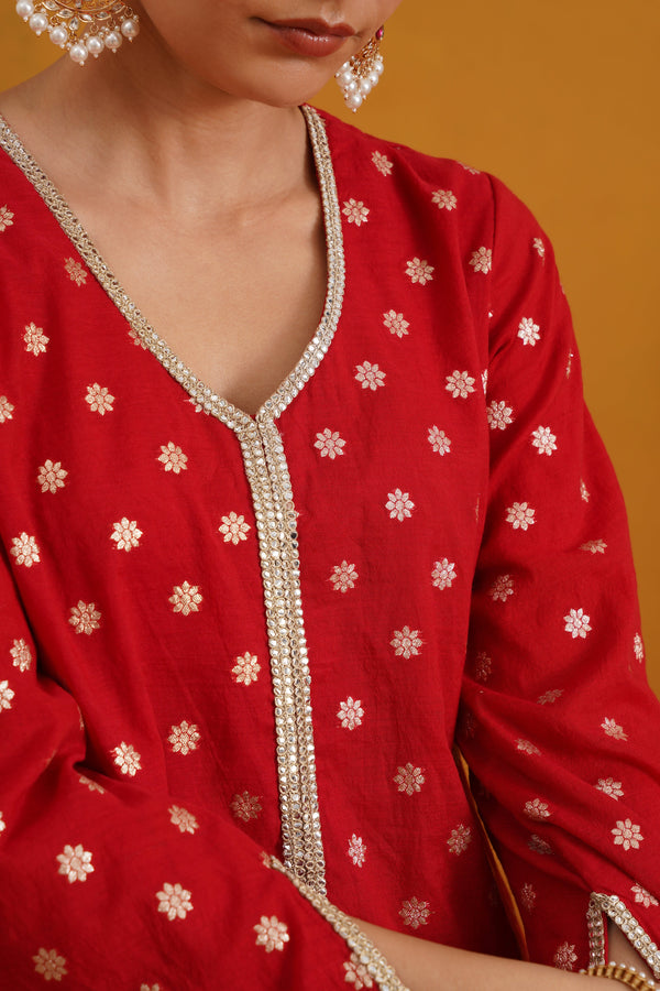 Murraya Red Riley Banarasi Kurta Set of 3