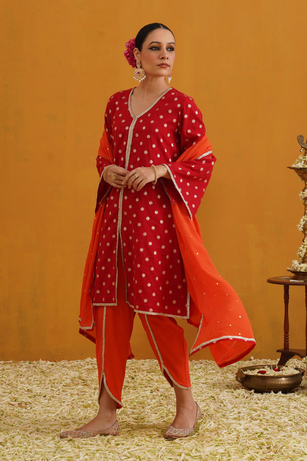 Murraya Red Riley Banarasi Kurta Set of 3