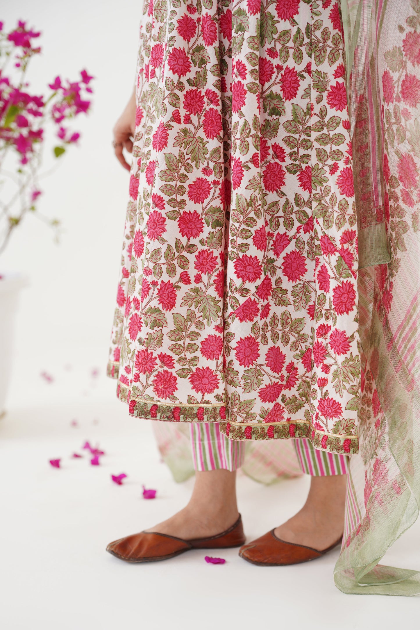 Murraya White Alissa Embroidered Anarkali Set of 3