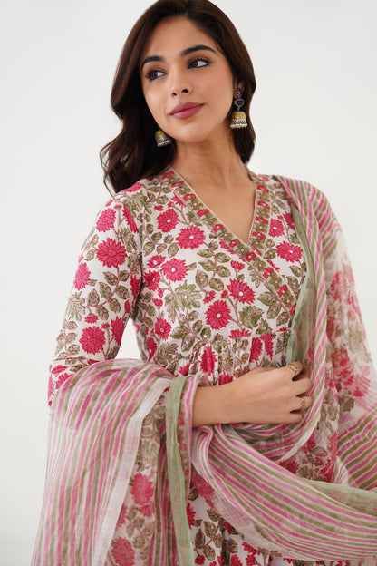 Murraya White Alissa Embroidered Anarkali Set of 3