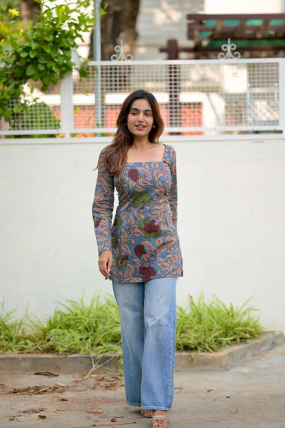 Studio Kalamkari Short Kurta Top