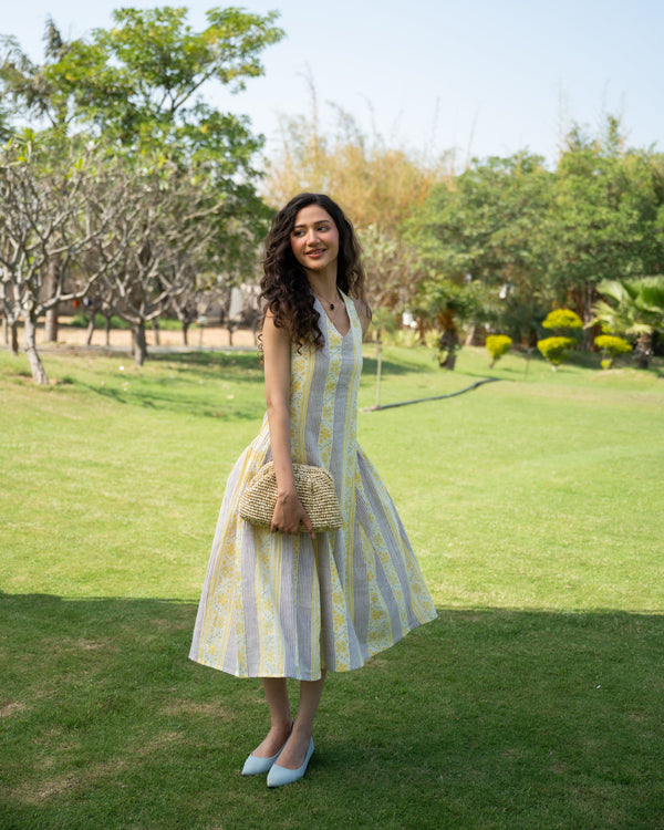Miss Honey Dress Av