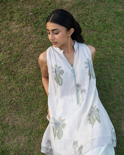 Cloudberry Kurta Av