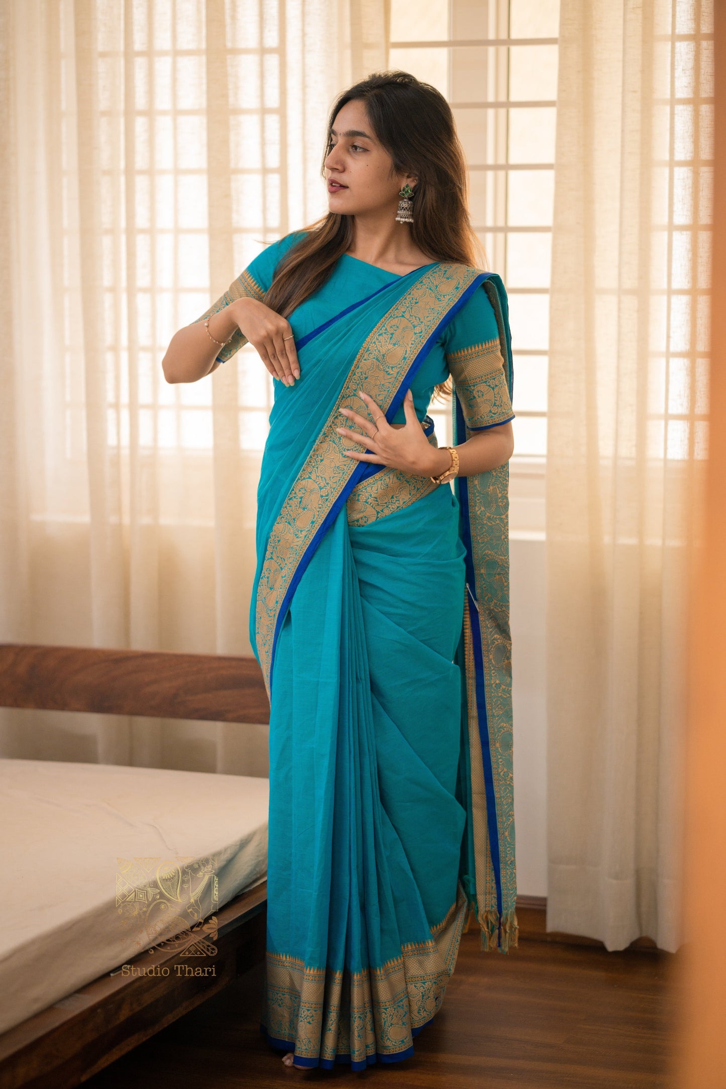 Blue Parvati� Bold and Beautiful Chettinad Cotton Saree