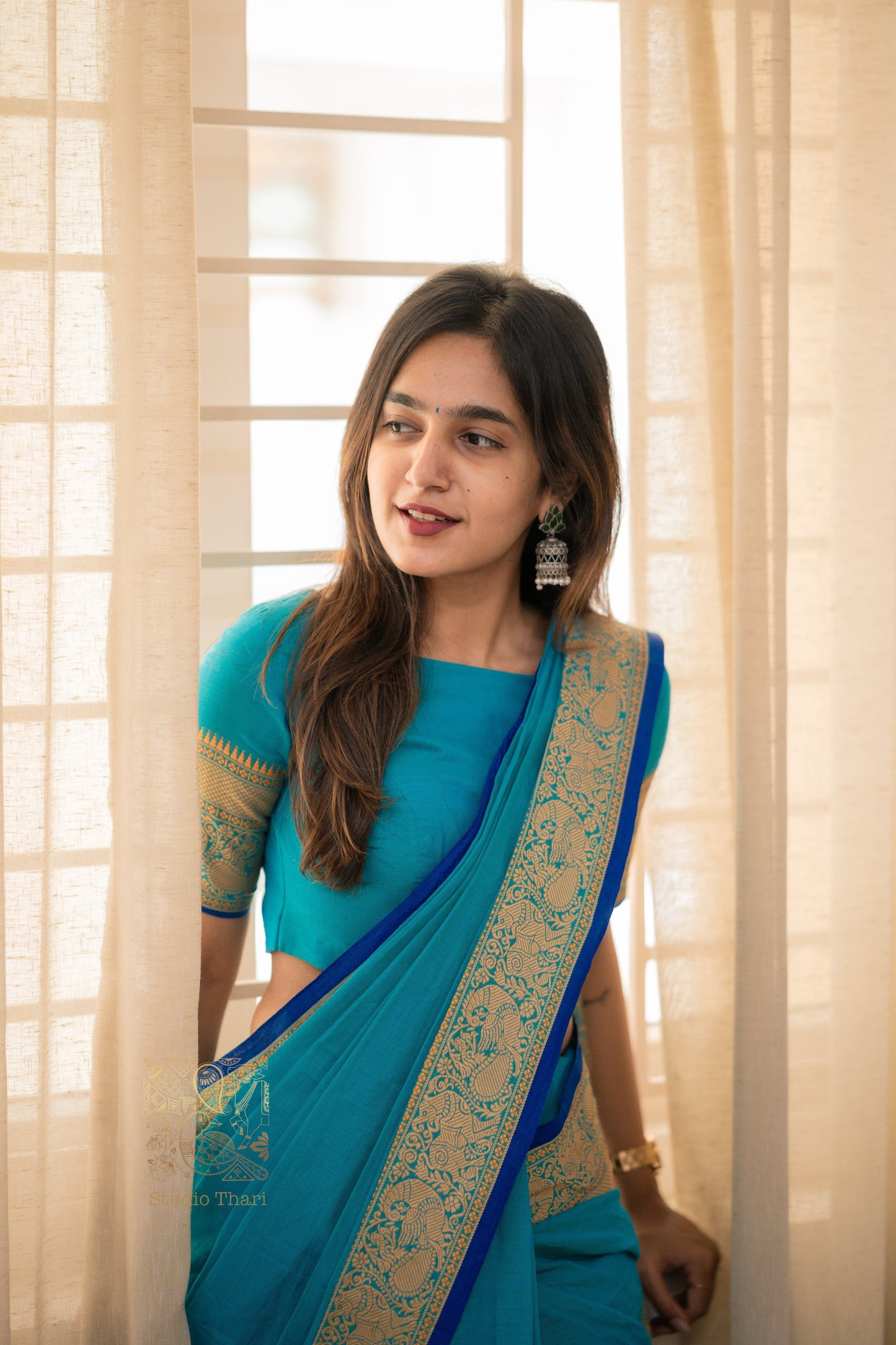 Blue Parvati� Bold and Beautiful Chettinad Cotton Saree