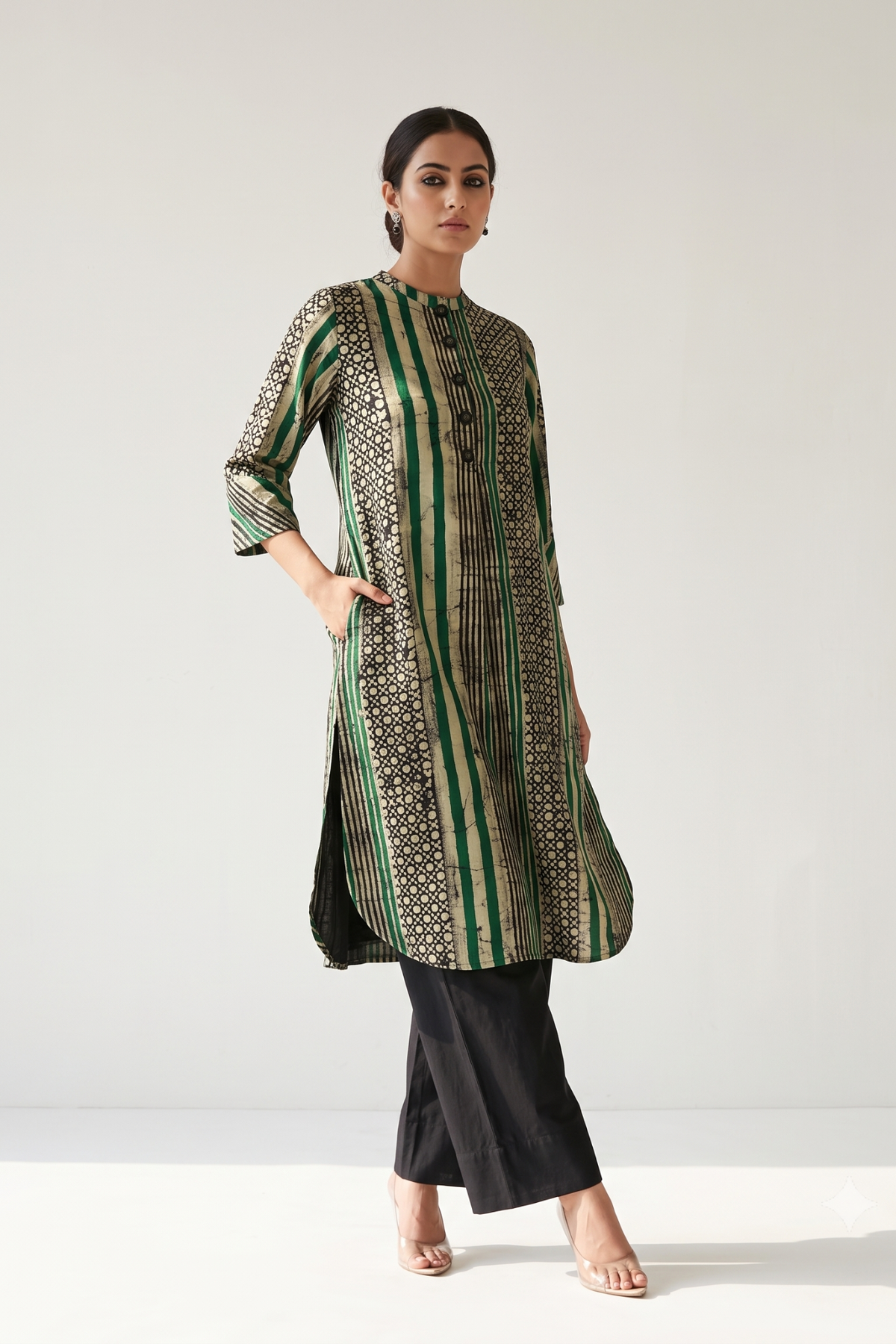 Dark Botanical Batik Geometric Stand Collar Kurta with Round Hemline Mc
