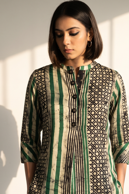 Dark Botanical Batik Geometric Stand Collar Kurta with Round Hemline Mc
