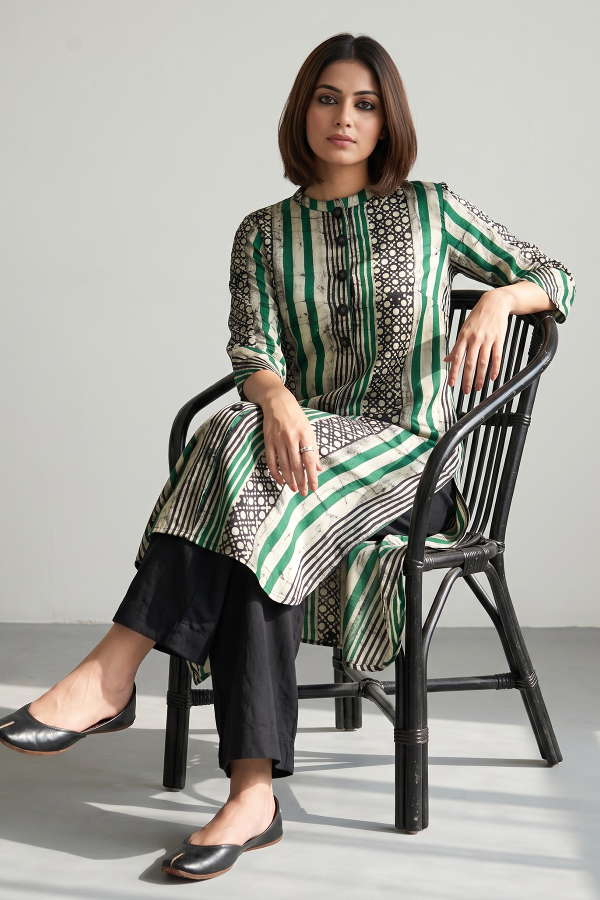 Dark Botanical Batik Geometric Stand Collar Kurta with Round Hemline Mc