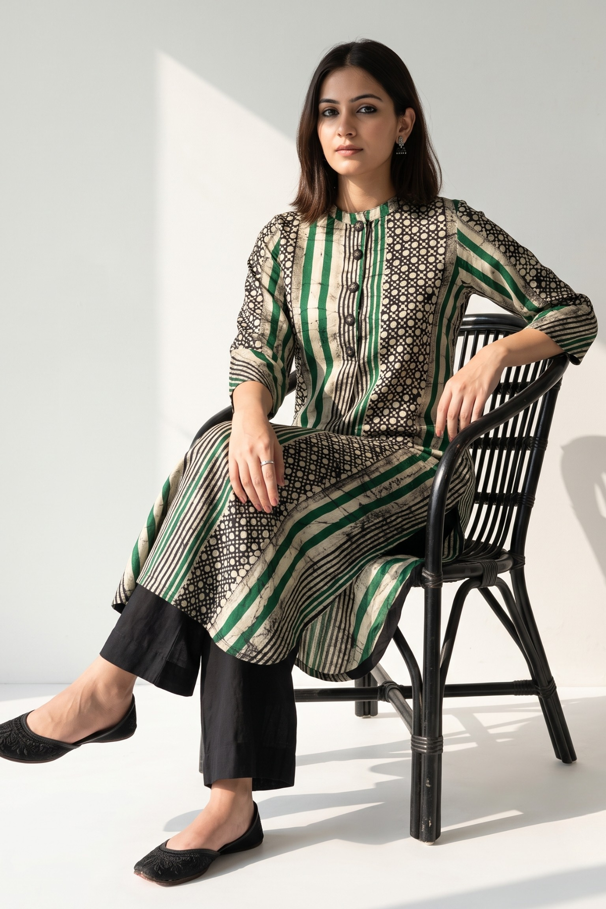 Dark Botanical Batik Geometric Stand Collar Kurta with Round Hemline Mc