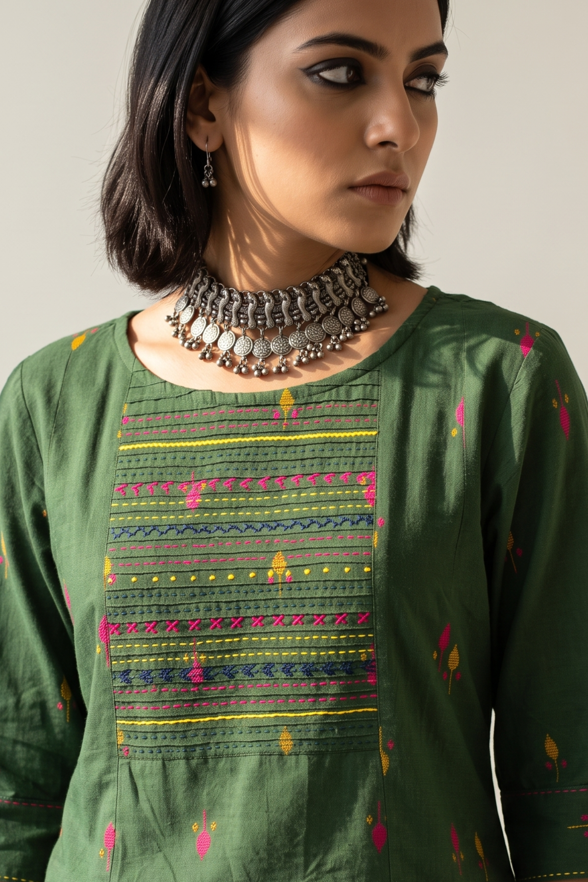 Green Blush Floral Leaf Butti Cotton Pintuck Yoke Kurta With Pockets Mc
