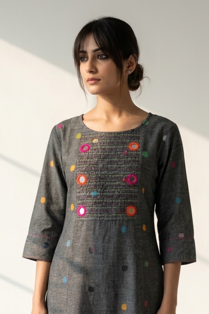 Grey Misty Multi Polka Cotton Pintuck Yoke Kurta With Pockets Mc