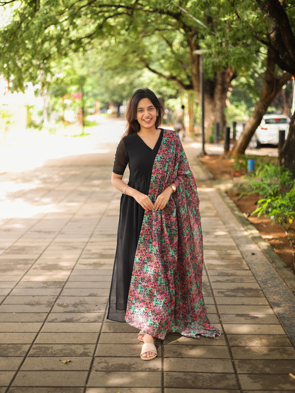 Studio Black Georgette Alia Cut Set